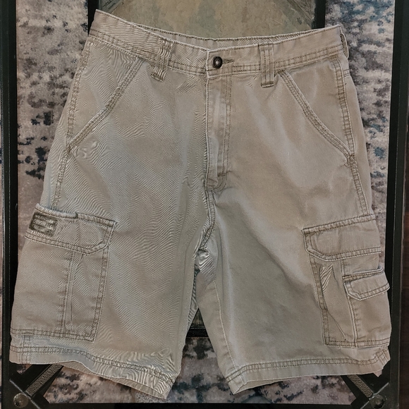Wrangler Other - 5 for $25!  Wrangler Men's khaki shorts